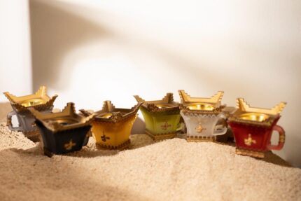 مباخر اكريلك كبيرة